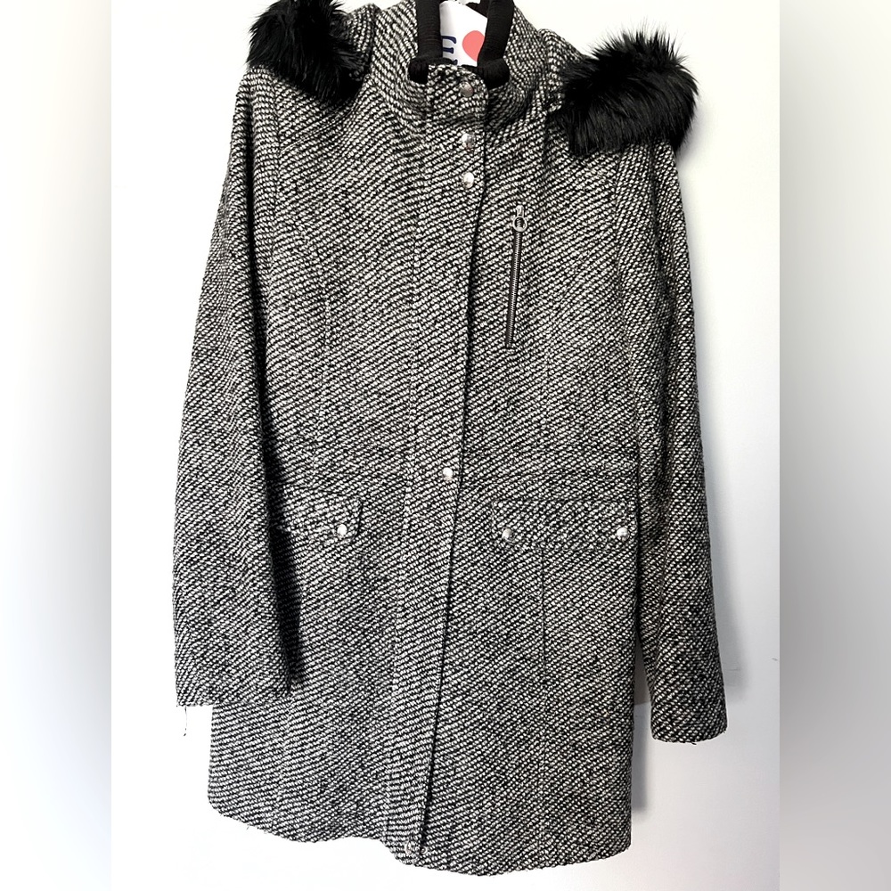 Laundry Coat